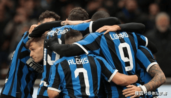  尤文图斯新援首秀破门助球队登顶积分榜  