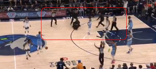  尼斯主场灯光故障，比赛中断十分钟后恢复  